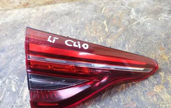 Renault Clio V Rear/tail lights 265557776R