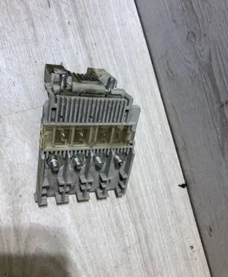Mitsubishi ASX Battery relay fuse 