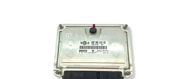 Volkswagen PASSAT B5.5 Engine control unit/module 038906019GS 0281010940