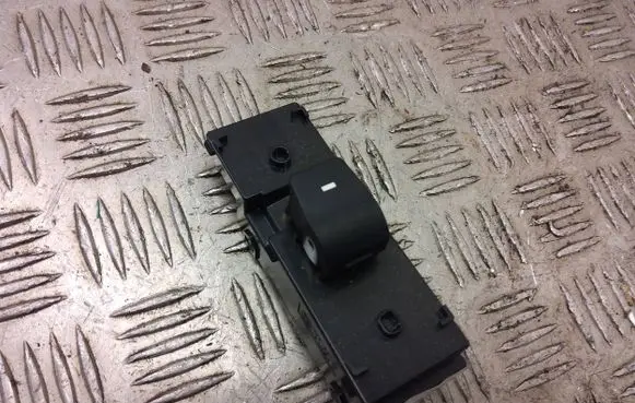 Hyundai Ioniq Electric window control switch 93580g2010