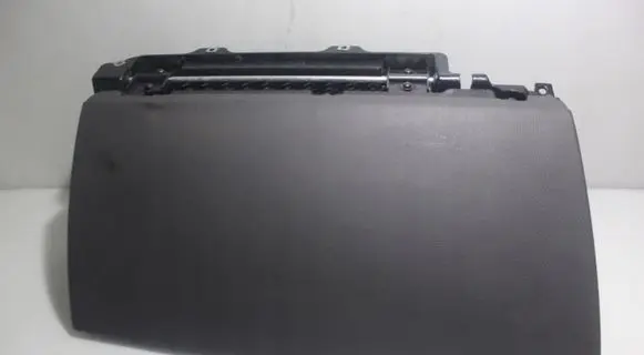 BMW 7 E65 E66 Glove box