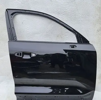 Volvo XC40 Front door