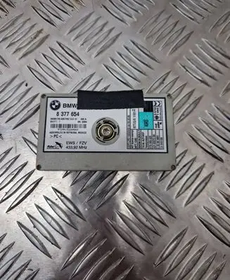 BMW X5 E53 Antenna control unit 8377654