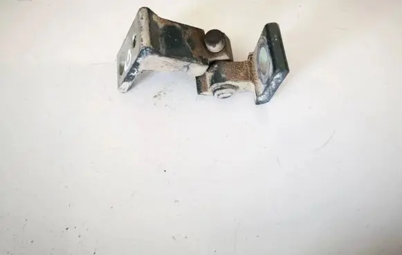 Skoda Yeti (5L) Rear door lower hinge 8k0831401a