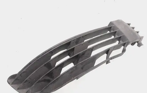 Front bumper lower grill
