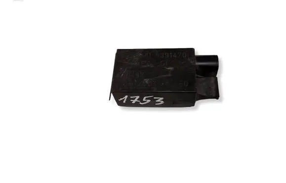 BMW 5 E39 AUC sensor 8391470
