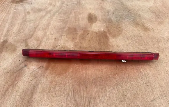Audi A6 S6 C5 4B Third/center stoplight 963080 8D9945097B