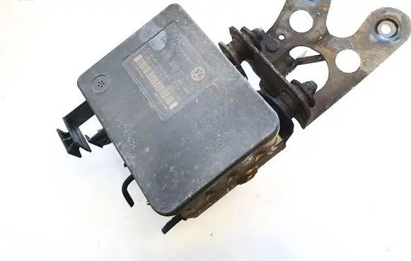 Audi A3 S3 8P ABS Pump 1K0907379D
