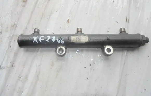 Jaguar XF Fuel main line pipe 4R8Q9D280AC