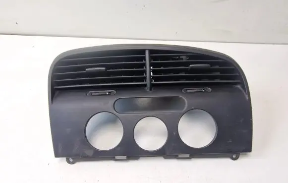 Seat Altea Dash center air vent grill 5P1819110