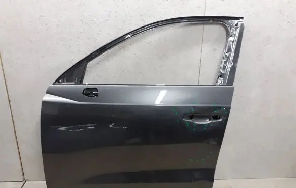 Audi Q3 F3 Front door