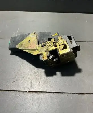 Volvo S40, V40 Front door lock 