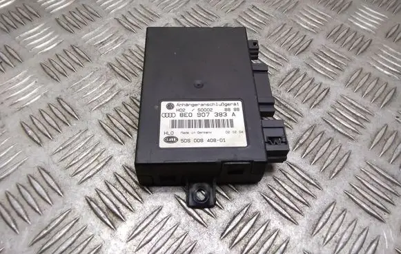 Volkswagen Touareg I Tow bar trailer control unit/module 8E0907383A 5DS00840801