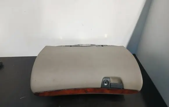 Volvo S60 Glove box 8650374 3865