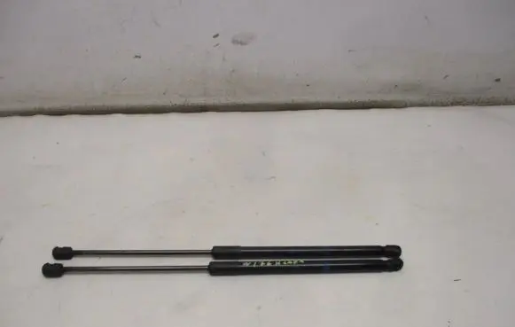 Mercedes-Benz A W176 Tailgate strut 