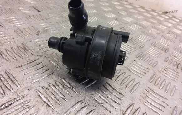 BMW 2 F22 F23 Electric auxiliary coolant/water pump 9147359