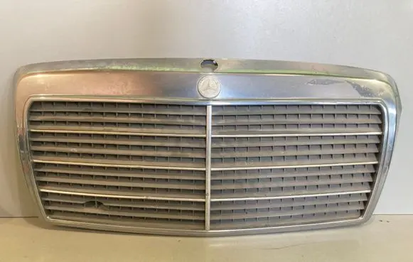 Mercedes-Benz E W124 Front grill 1248880223