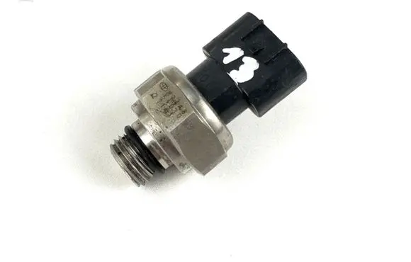 Toyota Avensis T250 Oil pressure sensor 8944851010