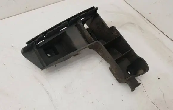 Volvo XC70 Rear bumper mounting bracket 30678650 BP3EA