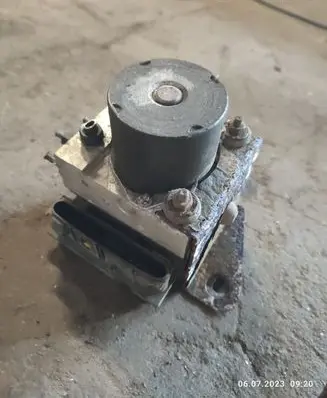 Hyundai Santa Fe ABS Pump