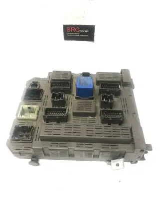 Peugeot 607 Fuse module 9643577180