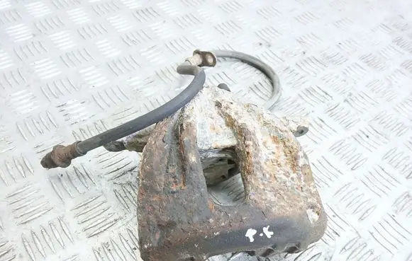 Toyota Corolla Verso AR10 Front brake caliper