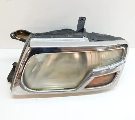 Mitsubishi Pajero Headlight/headlamp 10087419