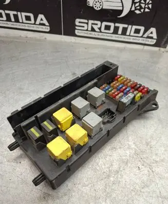 Mercedes-Benz Sprinter W906 Fuse module A9065454201 29062010 0010001