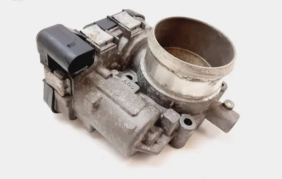 Volkswagen Tiguan Throttle valve 03C133062D