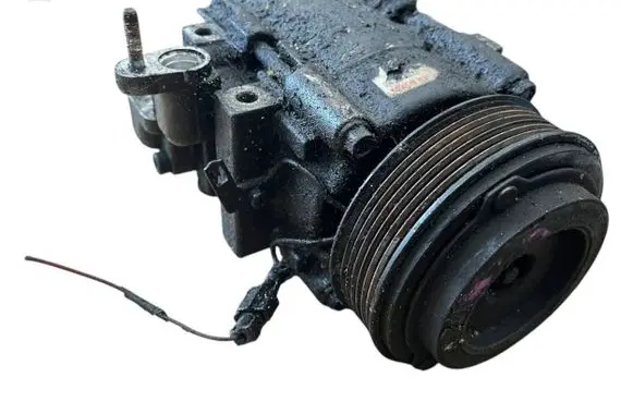 KIA Sorento Air conditioning (A/C) compressor (pump) 977013e350