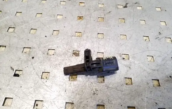 Volkswagen Transporter - Caravelle T5 ABS brake wheel speed sensor 7H0927804