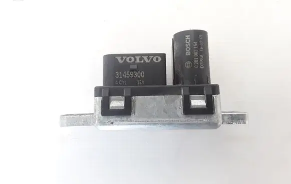 Volvo V60 Glow plug pre-heat relay 31459300