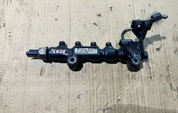 Ford Focus Fuel main line pipe 9658227880