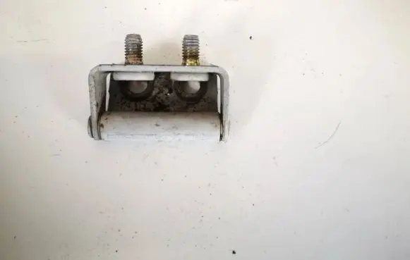Mazda Premacy Tailgate/trunk/boot hinge