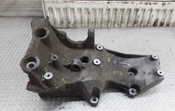 Audi A4 S4 B6 8E 8H Generator/alternator bracket 06B903143L