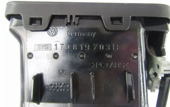 Volkswagen Touran I Dash center air vent grill 1T0819703B