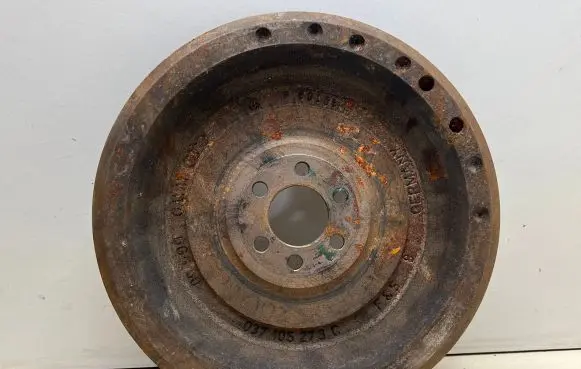 Skoda Fabia Mk1 (6Y) Flywheel 037105273c