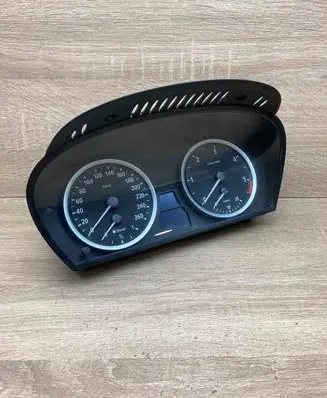 BMW 5 E60 E61 Speedometer (instrument cluster) 6983153 110080213