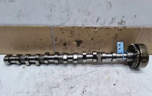 Seat Alhambra (Mk1) Camshaft 022102A