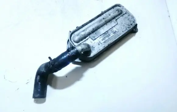 Toyota Corolla Verso AR10 Engine oil radiator 880243d 157100r01000