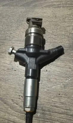 Subaru Outback Fuel injector 16613AA030