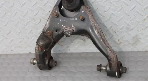 Mitsubishi L200 Front upper control arm/wishbone MITSUBISHI4010A148 4010A148