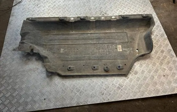 KIA Sportage Center/middle under tray cover 84227CJ400