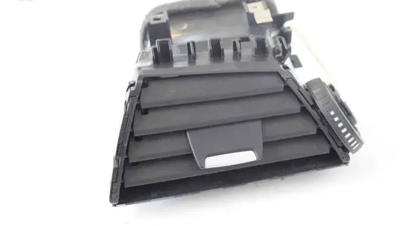 BMW 1 F20 F21 Dashboard air vent grill cover trim 9205355