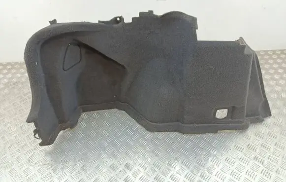 Trunk/boot lower side trim panel