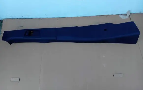 Mercedes-Benz Sprinter W907 W910 (B) pillar trim (bottom) A9076905200