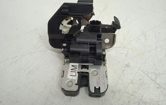 Audi A6 S6 C7 4G Loading door lock 4H0827505