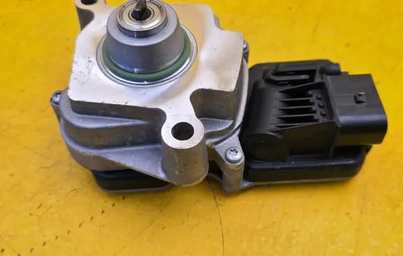 Porsche Macan (95B) Gearbox-reducer motor 95B927755C