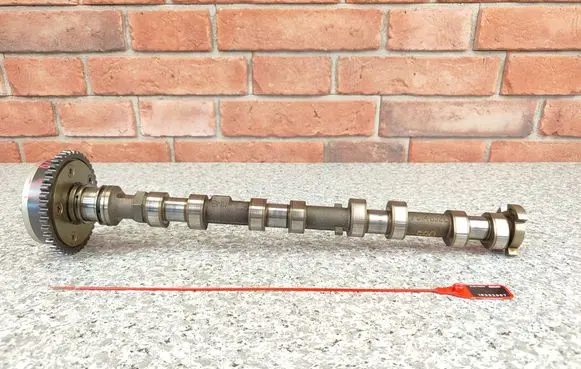 BMW 7 E65 E66 Camshaft 7514632 7506775