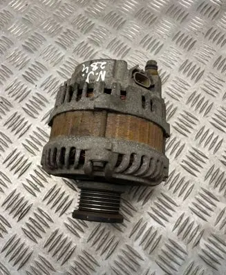 Nissan Juke I F15 Generator/alternator 231001KM1B
